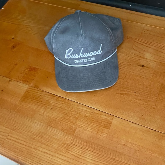 Travis mathew hats - Picture 13 of 14